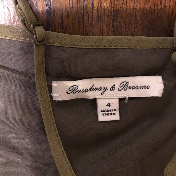 Olive Green Madewell size 4 dress. - Picture 4 of 4